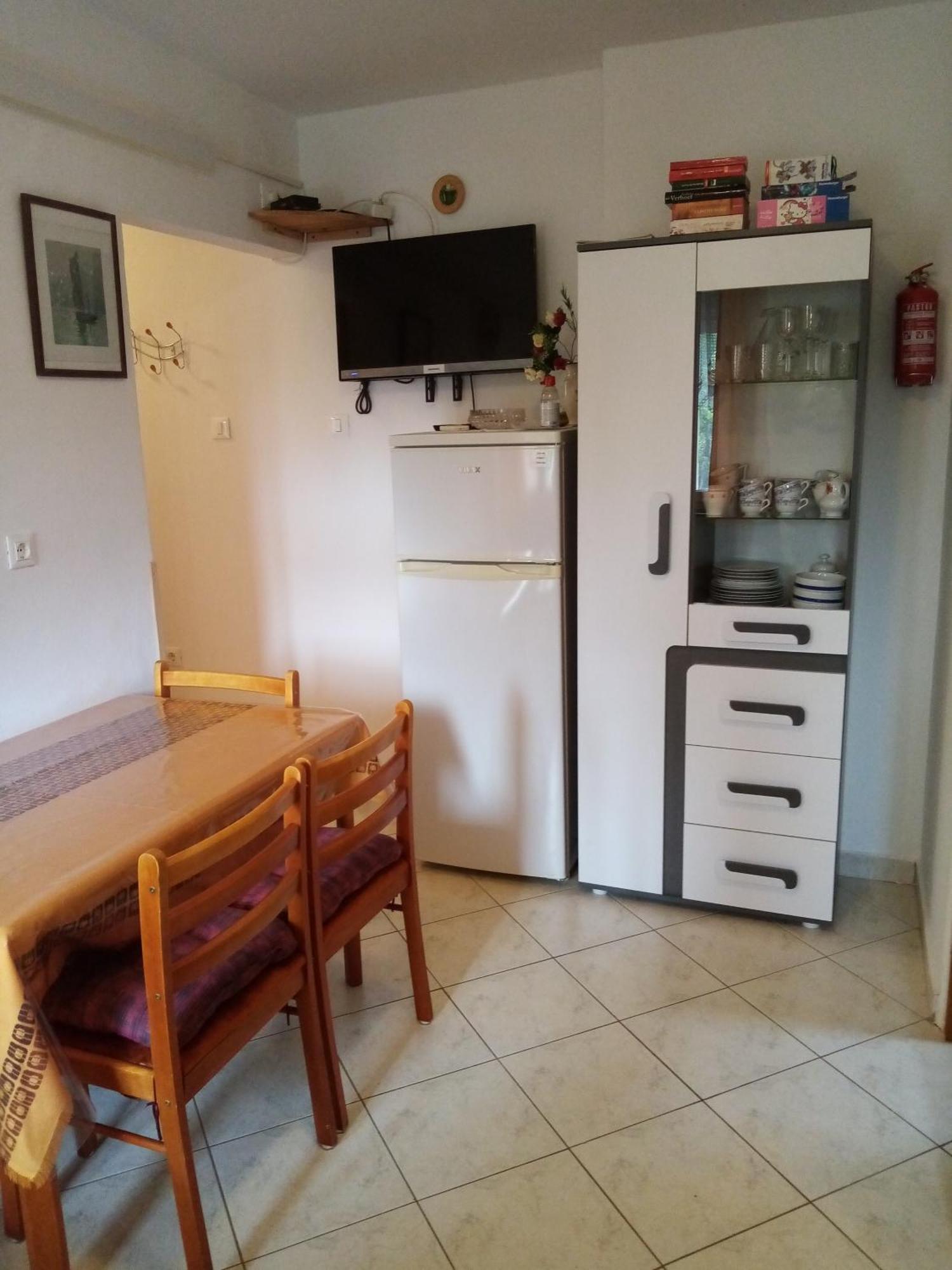 Apartmani Vitkovic II Cres Exterior photo
